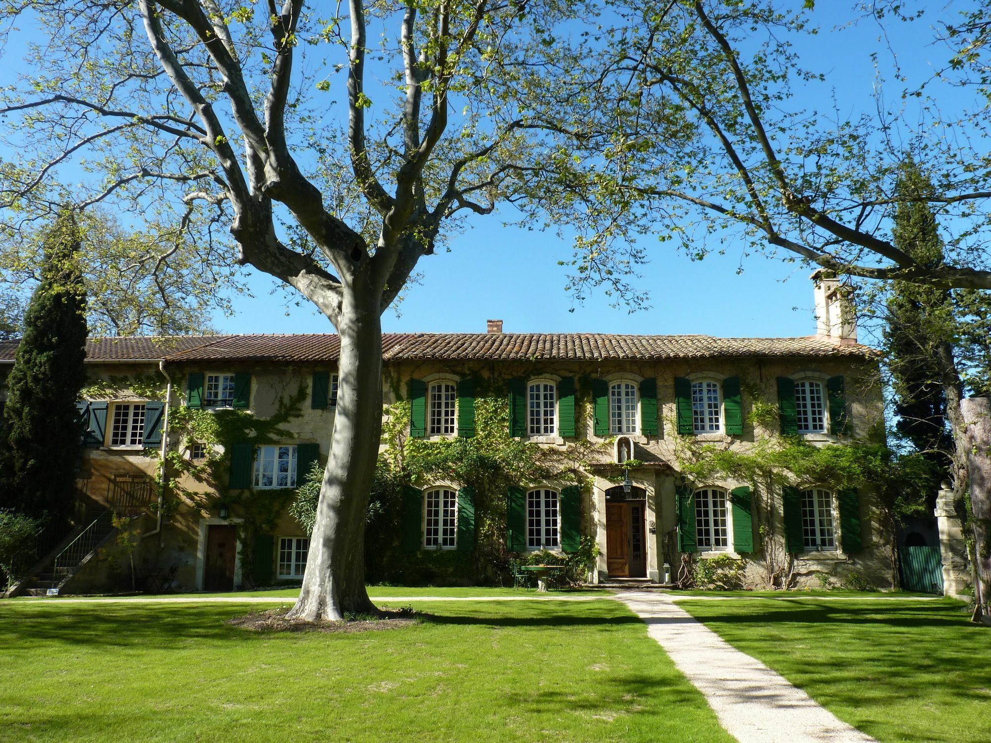 Les Gites Du Domaine De Rhodes Авиньон Экстерьер фото